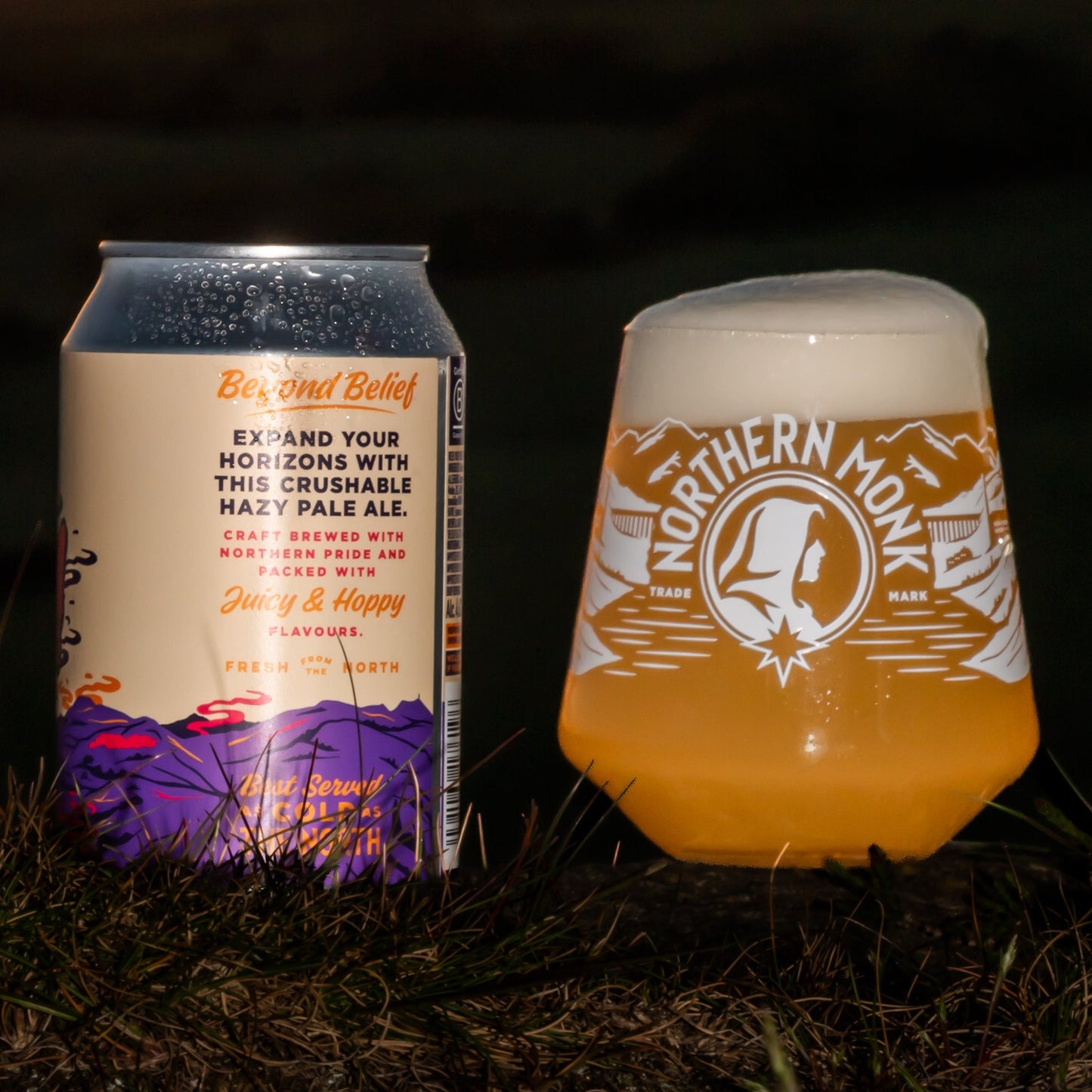 FAR OUT // HAZY PALE ALE // 330ML // 4.6%