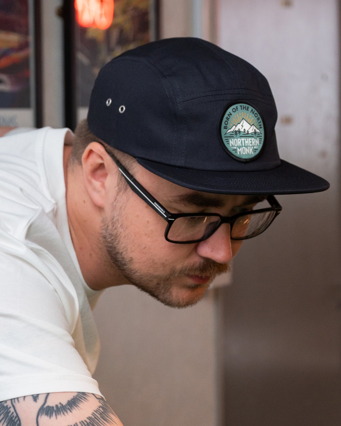 NAVY PANEL CAP WITH CIRCLE PATCH